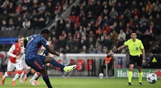 包含世俱杯最新形势:那不勒斯高居榜首,阿森纳强势追赶,冠军归属成迷的词条 包含世俱杯最新形势:那不勒斯高居榜首,阿森纳强势追赶,冠军归属成迷的词条